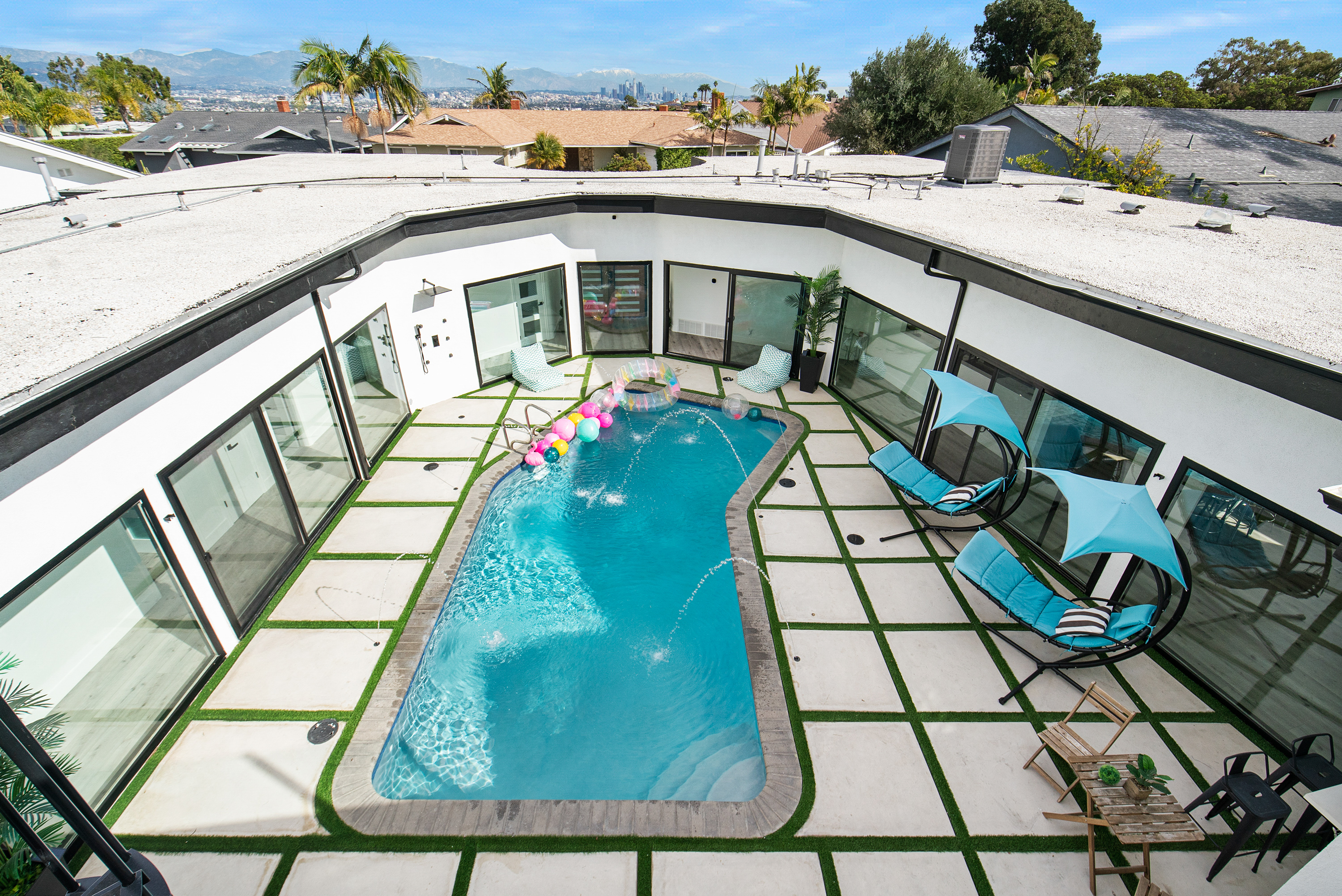 Stunning Pool Mansion with 360 Views!!