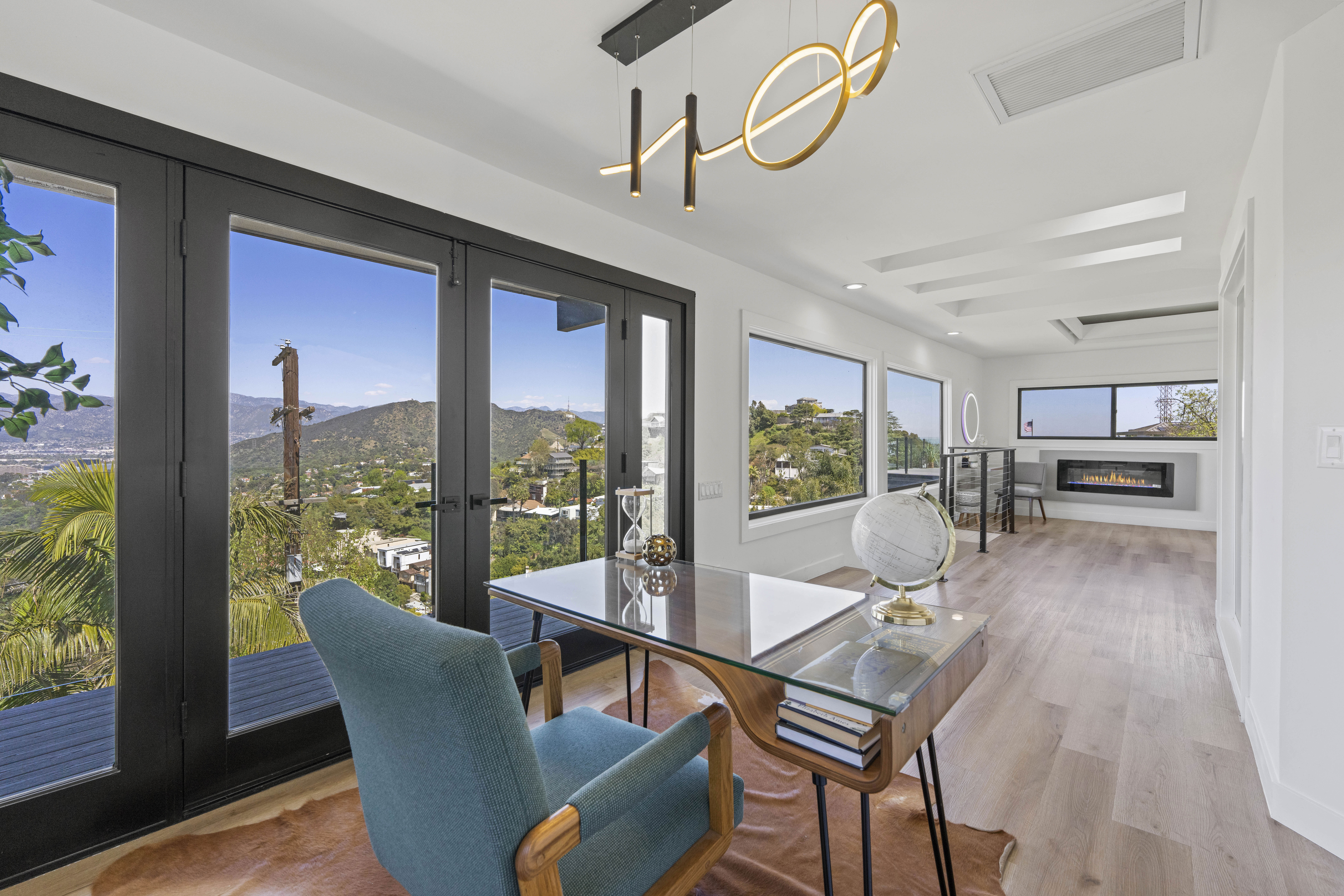Luxury Estate w/ Hollywood Sign Views & Rooftop