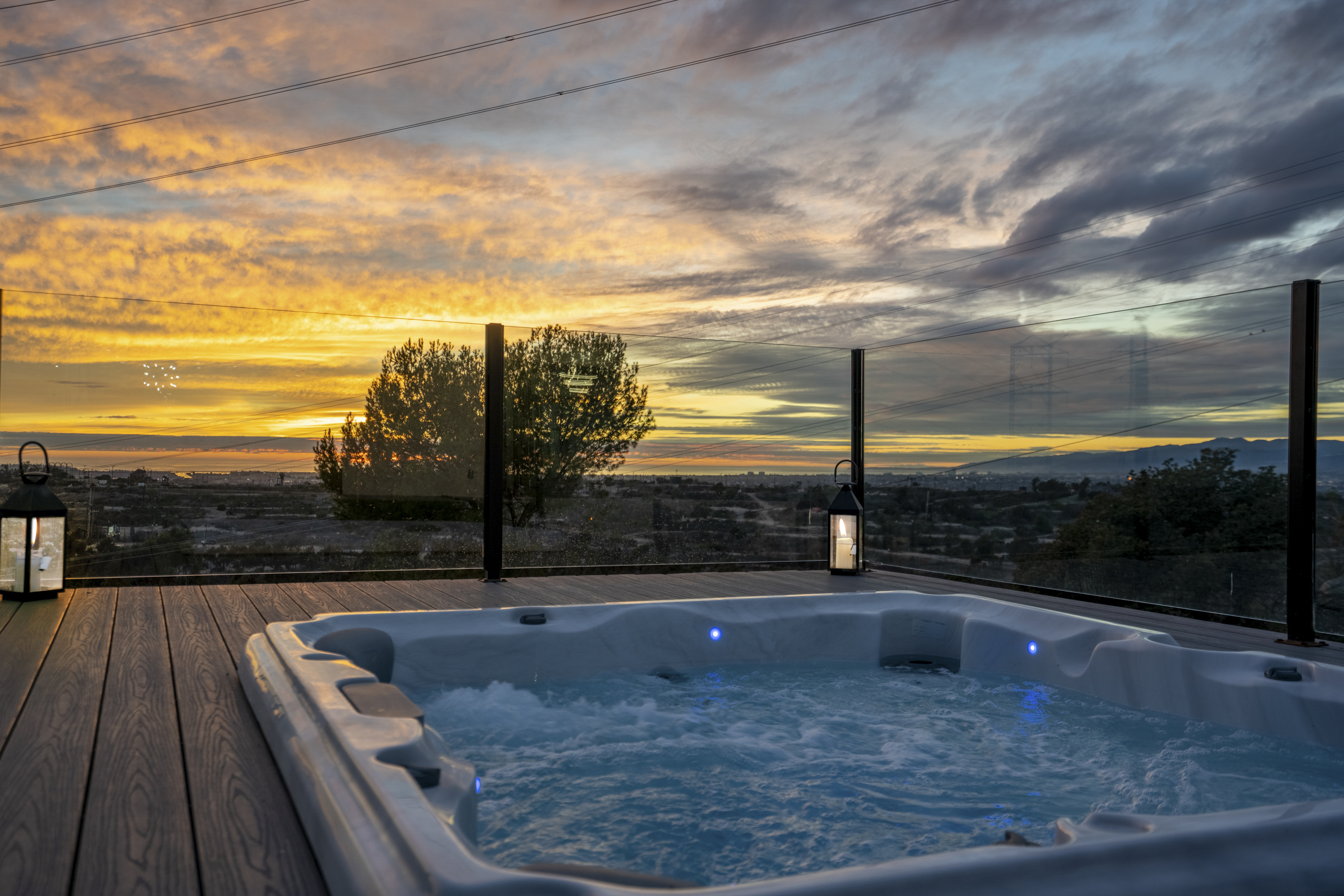 Stunning Pool Mansion with 360 Views!!